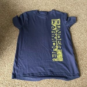 Under Armour boys shirt